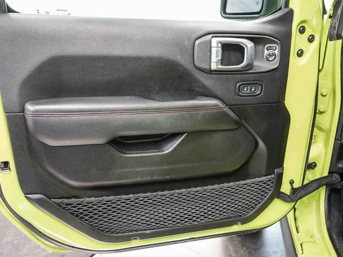 Used 2021 Jeep Wrangler Unlimited Rubicon w/ Xtreme Recon 35" Tire Package image 21