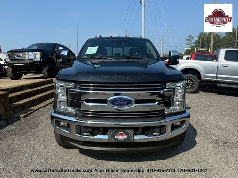 Used 2019 Ford F250 Lariat w/ Lariat Ultimate Package AWD/4WD image 3