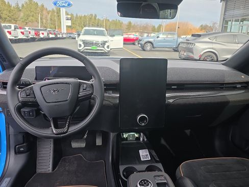 Certified 2023 Ford Mustang Mach-E GT image 16