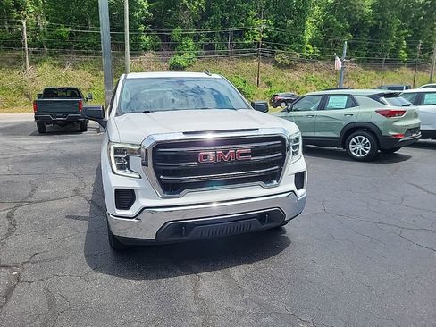Used 2021 GMC Sierra 1500 4x4 Crew Cab w/ Sierra Value Package image 4