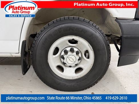 Used 2017 Chevrolet Express 3500 Extended RWD image 54