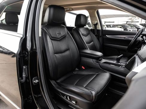 Used 2019 Cadillac XT5 Luxury image 33