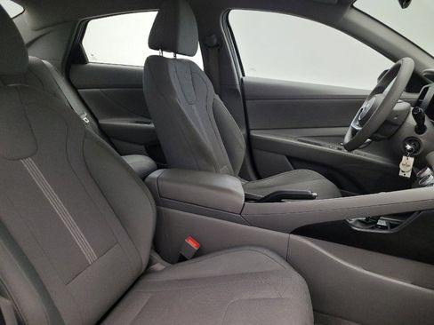 Used 2021 Hyundai Elantra SE w/ Cargo Package FWD image 21