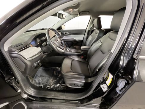 Used 2022 Jeep Compass Latitude w/ Convenience Group AWD/4WD image 19
