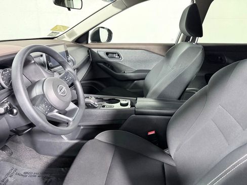 Used 2023 Nissan Rogue S AWD/4WD image 17