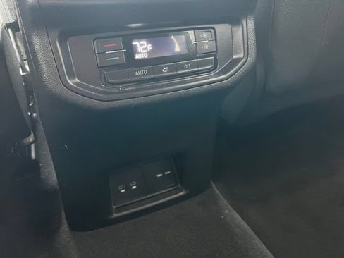 Used 2026 Volkswagen Atlas SE AWD/4WD image 25