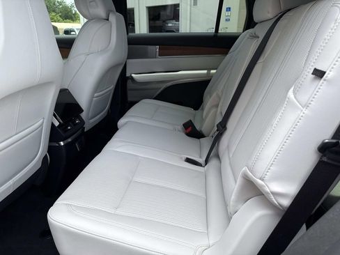 New 2026 Cadillac Vistiq Sport image 14