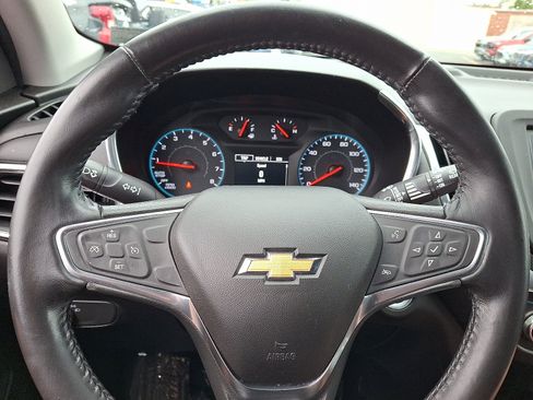 Used 2018 Chevrolet Equinox LT AWD/4WD image 19