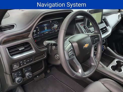 Certified 2022 Chevrolet Tahoe LT w/ Luxury Package AWD/4WD image 12