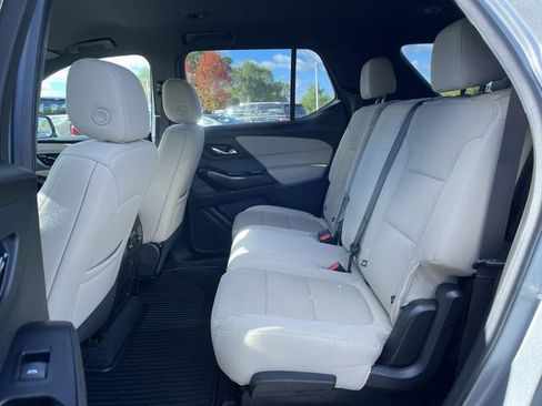 Used 2023 Chevrolet Traverse LS w/ Safety Package image 24