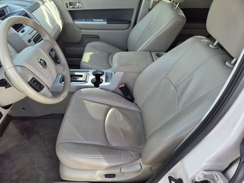 Used 2010 Mercury Mariner Premier FWD image 8