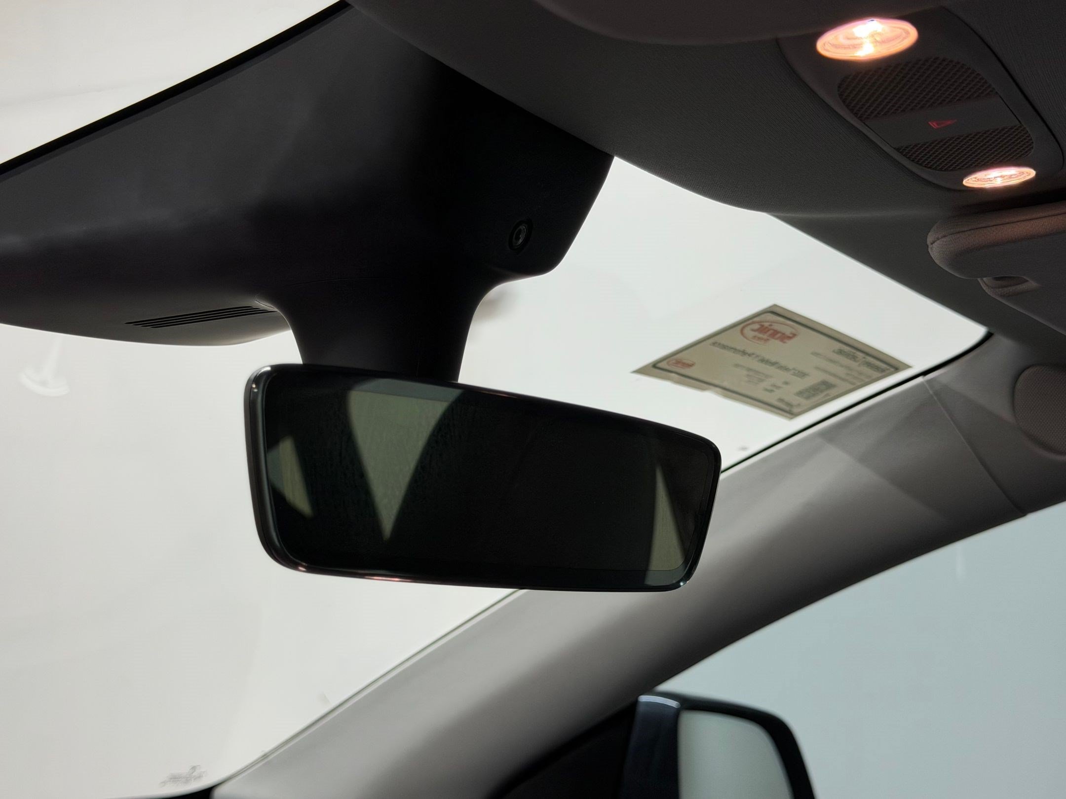 Used 2022 Tesla Model Y Performance AWD/4WD image 36