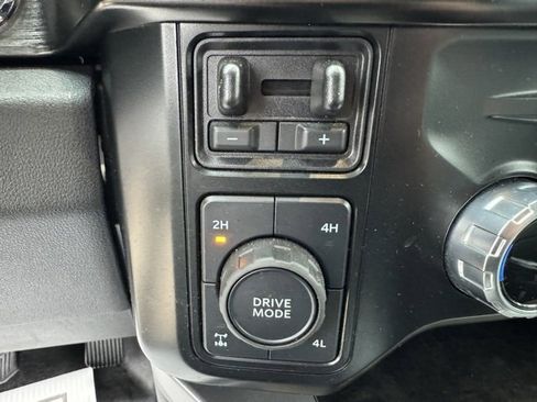 Used 2023 Ford F250 Lariat w/ FX4 Off-Road Package image 16