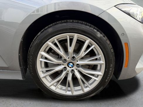 Used 2023 BMW 330i xDrive Sedan w/ Premium Package image 21