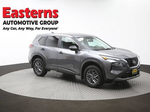 Used 2023 Nissan Rogue S AWD/4WD image 49