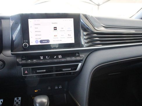 Certified 2025 Toyota Camry SE FWD image 38
