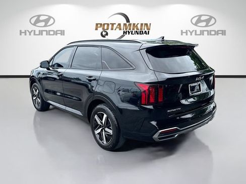 Used 2023 Kia Sorento S FWD image 7