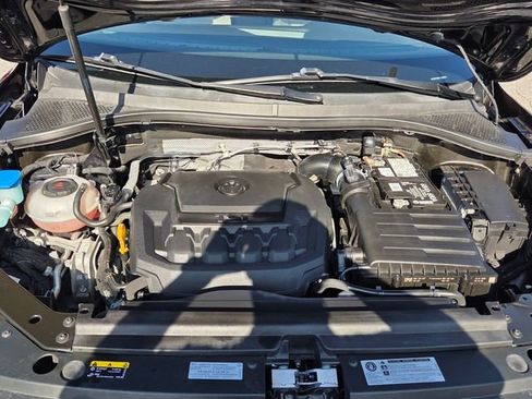 Used 2020 Volkswagen Tiguan S image 20