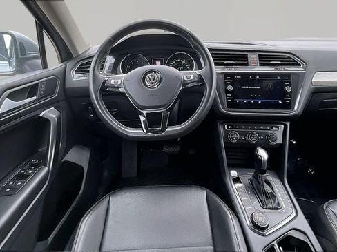 Used 2021 Volkswagen Tiguan SEL AWD/4WD image 5