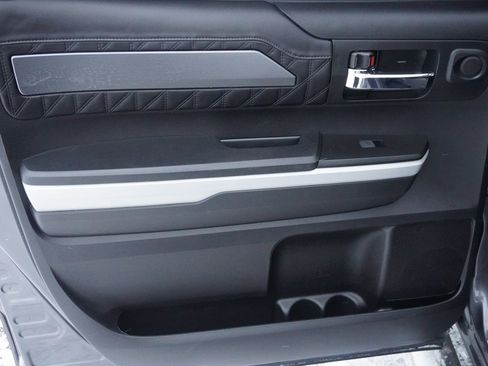 Used 2018 Toyota Tundra Platinum image 26