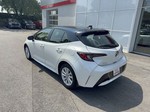 Certified 2024 Toyota Corolla SE FWD image 9