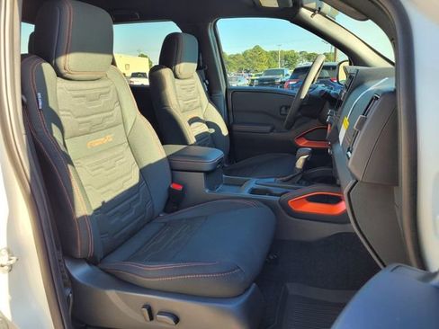 New 2026 Nissan Frontier Pro-X w/ Tow Package RWD image 14