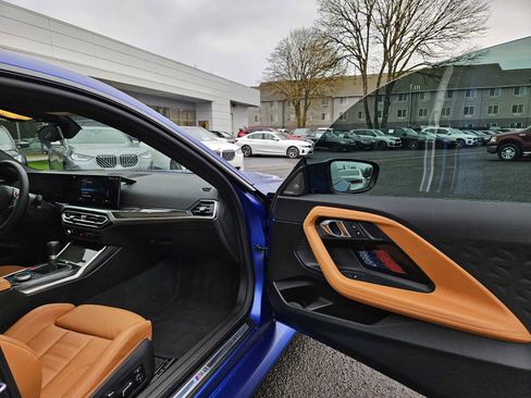 Used 2024 BMW M2 w/ Lighting Package image 10