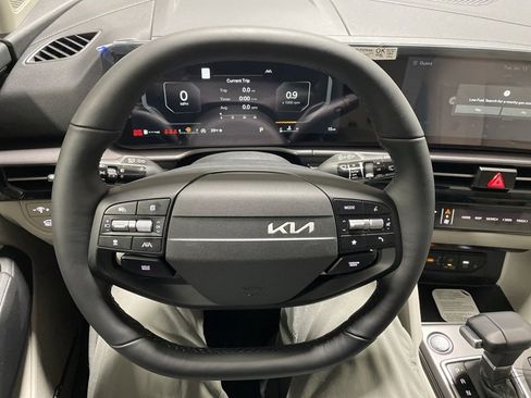 New 2026 Kia Sportage SX image 26