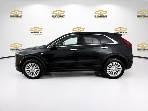 Used 2024 Cadillac XT4 Luxury FWD image 5