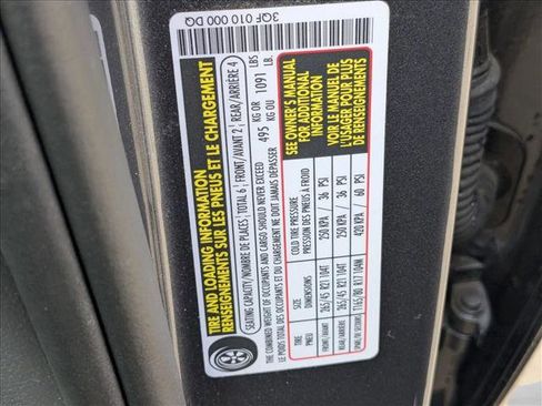 Used 2024 Volkswagen Atlas SEL Premium R-Line image 14