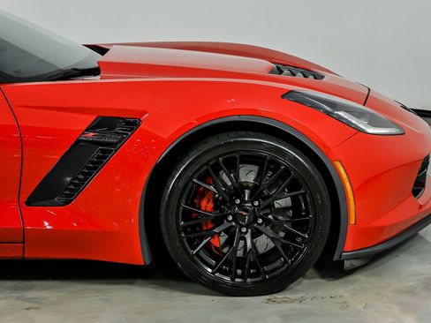 Used 2016 Chevrolet Corvette Z06 w/ 2LZ Preferred Equipment Group image 15