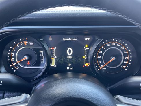 New 2025 Jeep Gladiator Sport image 37