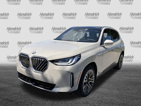 Used 2026 BMW X3 xDrive30i w/ Premium Package AWD/4WD image 5
