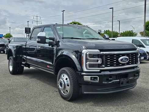 New 2026 Ford F450 Platinum w/ Platinum Plus Package AWD/4WD image 8
