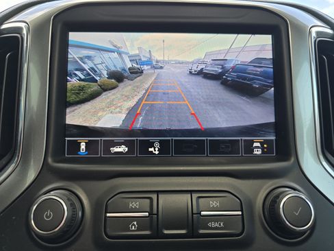 Used 2020 Chevrolet Silverado 1500 LT Trail Boss w/ Midnight Edition image 30