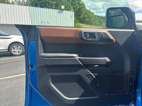 Used 2024 Ford Bronco Outer Banks AWD/4WD image 13