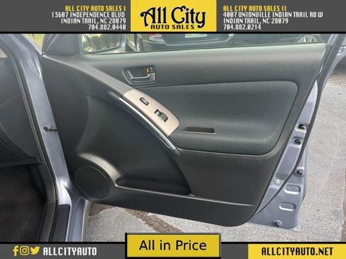 Used 2008 Toyota Matrix XR image 13