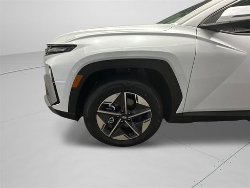 New 2026 Hyundai Tucson SEL image 3