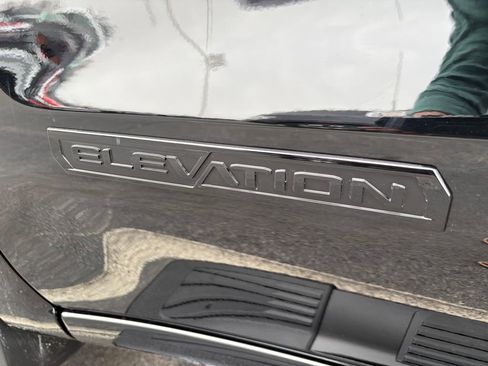 New 2026 GMC Sierra 1500 Elevation image 11