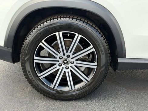 Used 2024 Mercedes-Benz GLE 350 4MATIC image 11