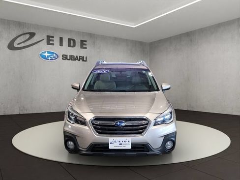 Used 2019 Subaru Outback 3.6R Limited w/ Popular Package #2 AWD/4WD image 4
