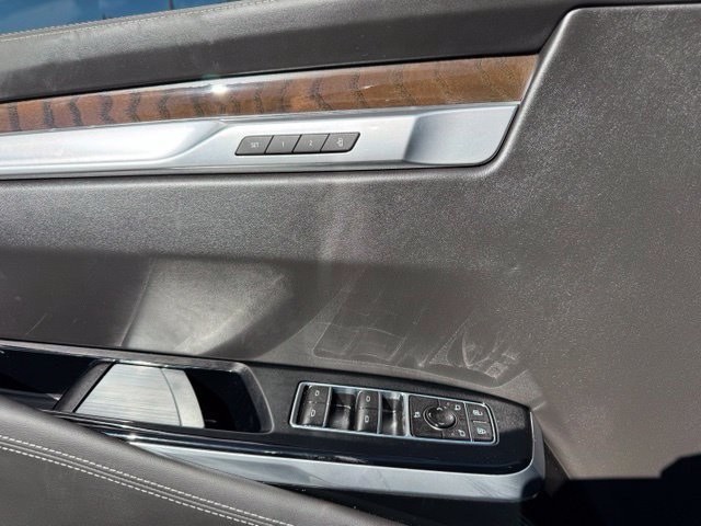 Used 2025 Cadillac Escalade Sport Platinum AWD/4WD image 26