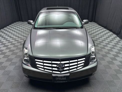 Used 2007 Cadillac DTS Luxury I w/ Sun And Sound Package image 8