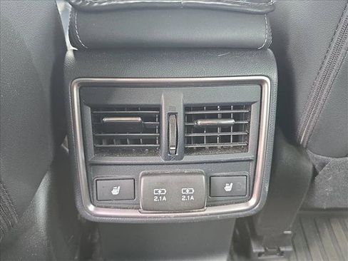 Used 2022 Subaru Forester Touring w/ Popular Package #3 AWD/4WD image 16