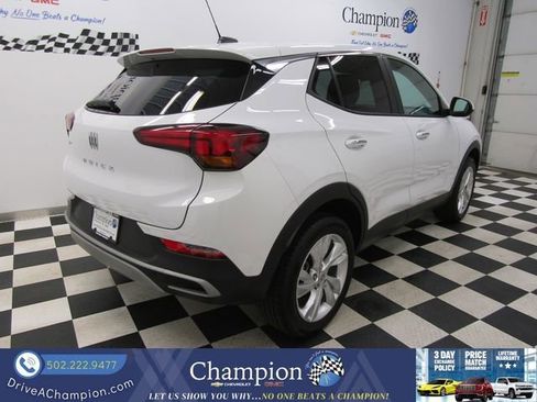Certified 2025 Buick Encore GX Preferred AWD/4WD image 10