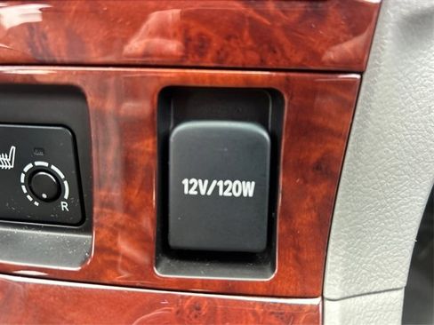 Used 2012 Toyota Highlander Limited w/ Tow Pkg AWD/4WD image 43