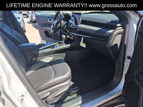 New 2026 Jeep Compass Limited AWD/4WD image 33