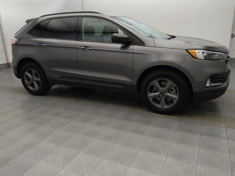 Used 2024 Ford Edge SEL w/ Sport Appearance Package AWD/4WD image 11