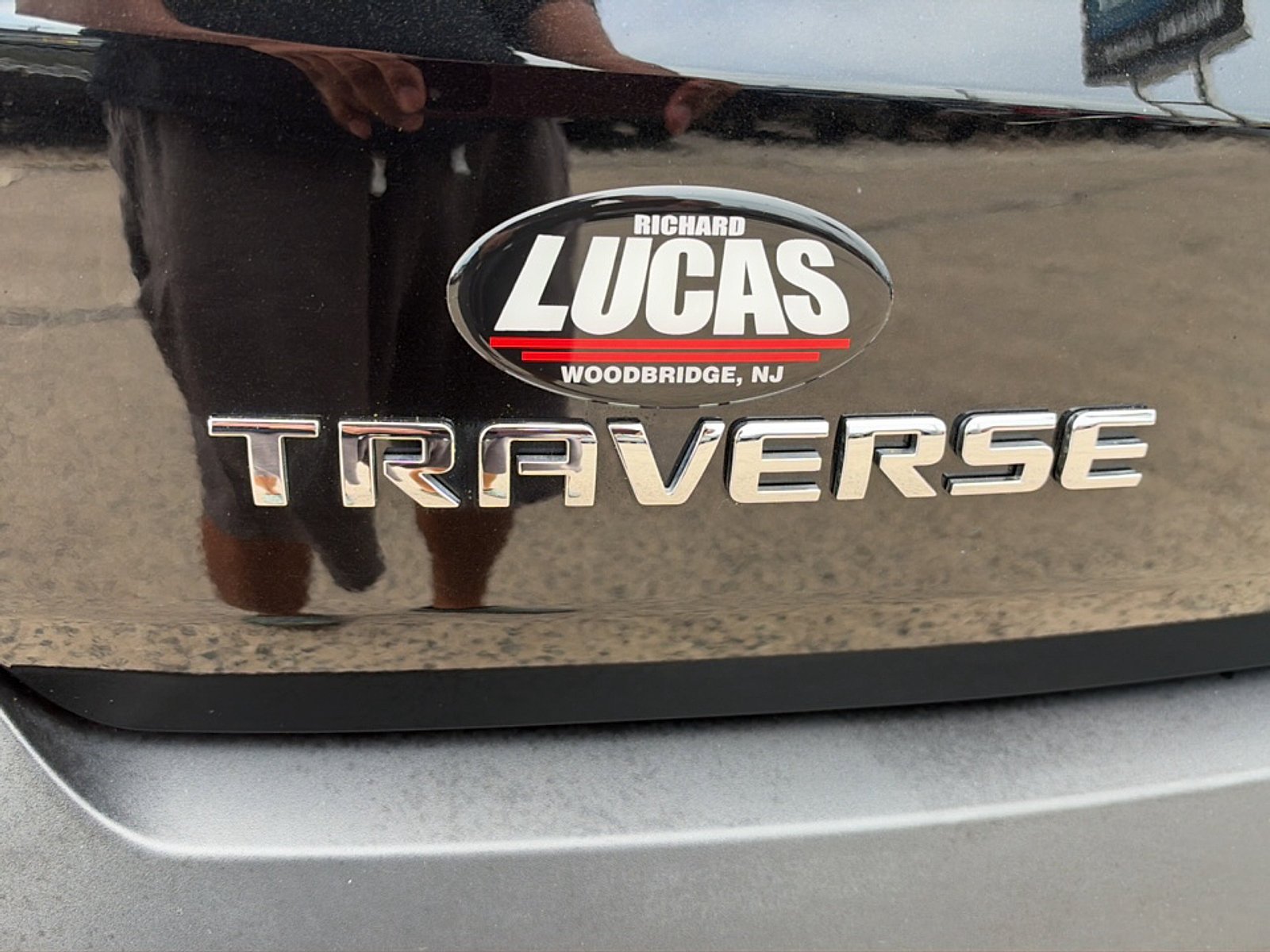 Used 2023 Chevrolet Traverse LT FWD image 49