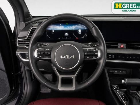 Used 2024 Kia Sportage SX FWD image 11